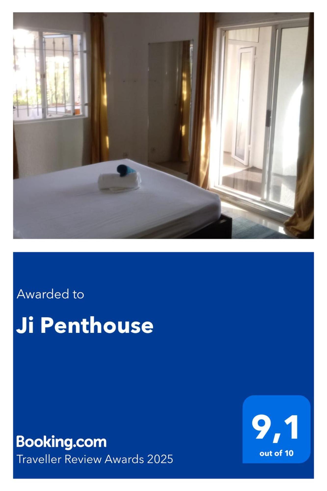 Ji Penthouse Apartamento Flic-en-Flacq Exterior foto